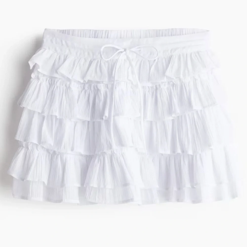 H&M White Tiered Mini Skirt size small NWT  Ruffled Tiers country concert party